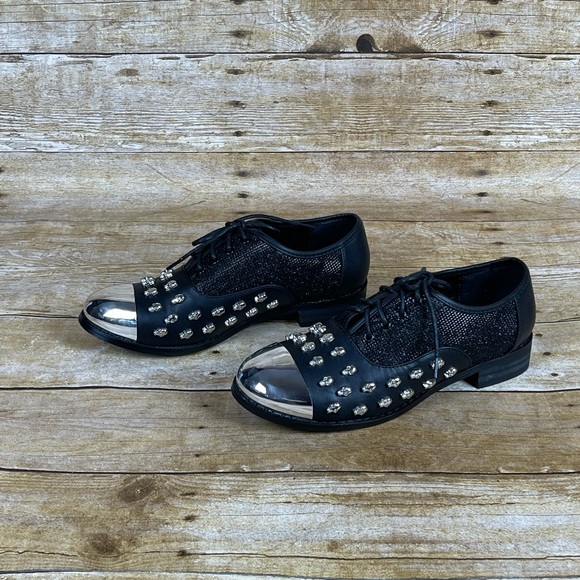 Iron Fist Skull Addiction Oxford Vegan Shoes - Picture 2 of 6